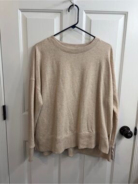 Time and Tru Neutral Beige Lightweight Sweatshirt